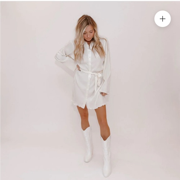 ✨ Pleated Shirt/Dress ✨ - Picture 4 of 4